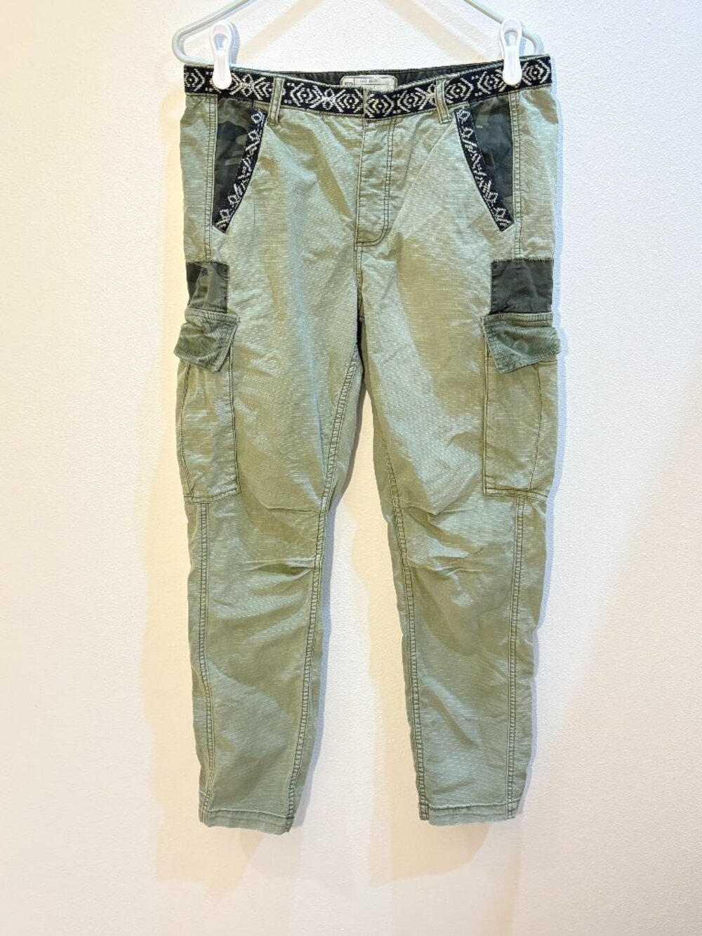 Free People Olive Cargo Utility Pants Size 6 Camo Embroidered Boho Military